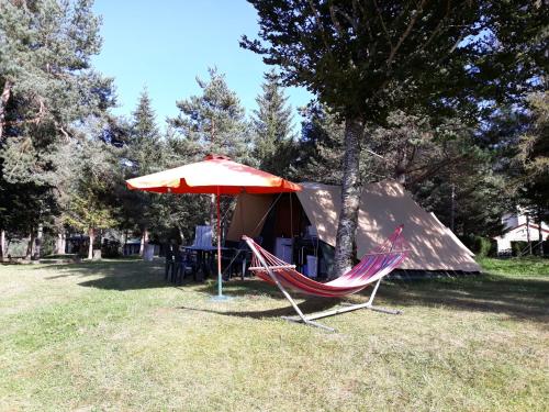 Ingerichte de waard tent 4 pp Camurac france