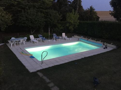 Inviting 2-Bed Apartment with pool in Saint-Romain Saint-Romain france