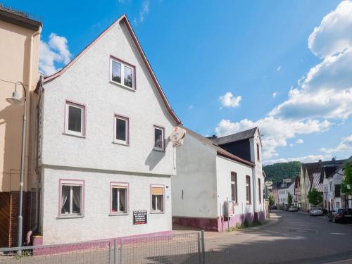 Inviting holiday home in Sankt Goarshausen with bar Sankt Goarshausen allemagne