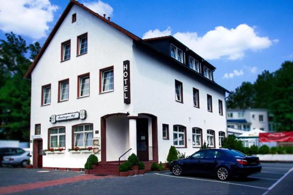 Hôtel Isenburger Hof Frankfurter Straße 40, 63263 Neu-Isenburg