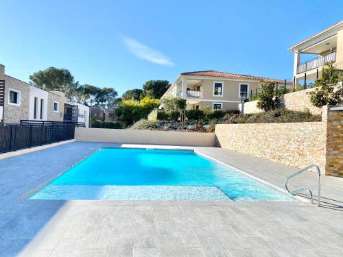 Appartement IVOIRE COTTAGE Piscine 300 Avenue de Boulouris Boulouris-sur-Mer