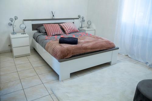 Jacuzzi proche Paris + Netflix + Parking Évecquemont france