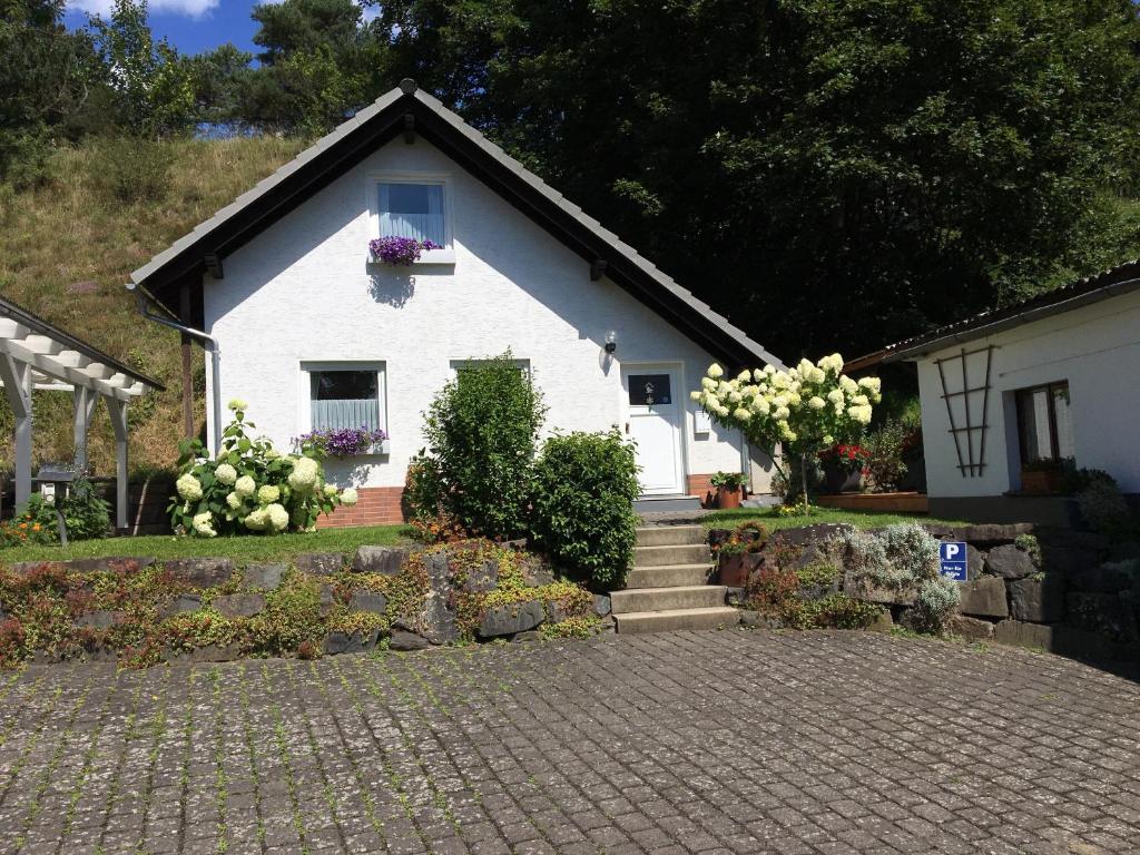 Maison de vacances Jakobs Hütte Jakobstraße 7, 57319 Bad Berleburg
