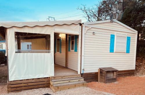 Camping Joli Mobil-Home de Vacances, Ideal pour les familles La Verrerie Rocbaron
