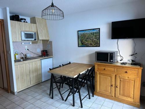 Appartement Joli studio 4 Pers 30m des pistes balcon plein Sud au Pieds des Pistes B27- DRAPS NON COMPRIS 38 Impasse de la Grande Terche Saint-Jean-dʼAulps