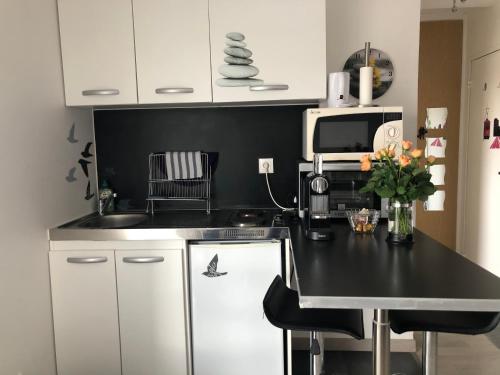 Appartement Joli Studio A Euroairport-BASEL-MULHOUSE-FREIBURG 10 Rue des Saules Saint-Louis