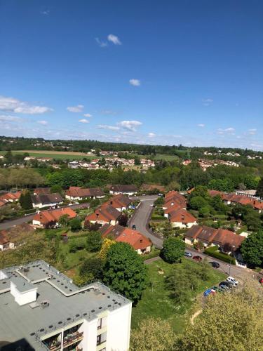 Appartement Joli Studio avec vue panoramique - Parking- DABNB 4 Rue Jean le Bail Limoges