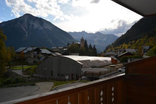 joli studio exposé sud avec terrasse Champagny-en-Vanoise france