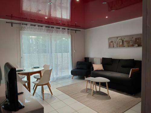 Appartement Joli studio les pieds dans l eau avec place de Parking gratuite Avenue Albert 1 Er Bandol