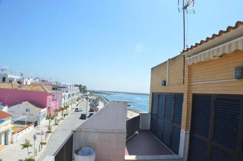 Joli studio rénové Emplacement idéal front de mer Cabanas de Tavira portugal