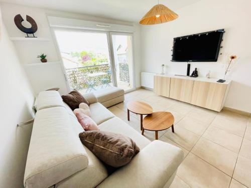 Appartement Joli T2 Neuf haut de gamme à Cessy, Cygnature Immo 1146 Rue du Jura Cessy