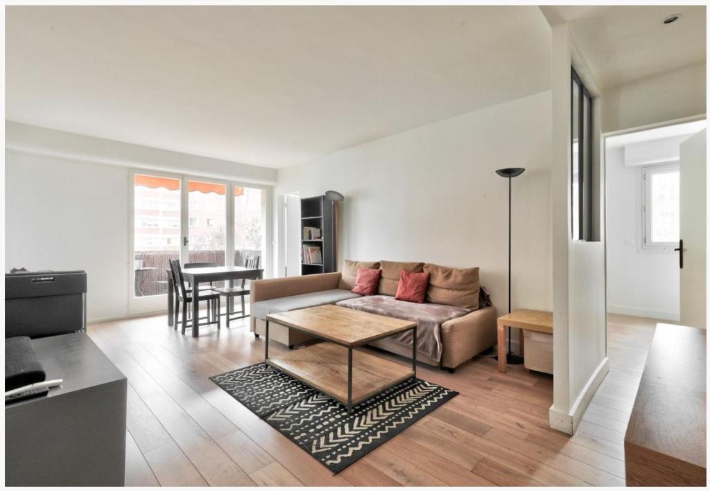 Appartement Joli T3 au calme près de roland garros 2 Rue Lazare Hoche, 92100 Boulogne-Billancourt