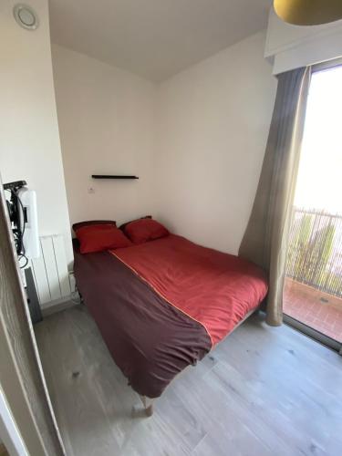 Appartement Jolie 2 pièces bien situé ,proche commerces. 1238 Route de Grasse Antibes