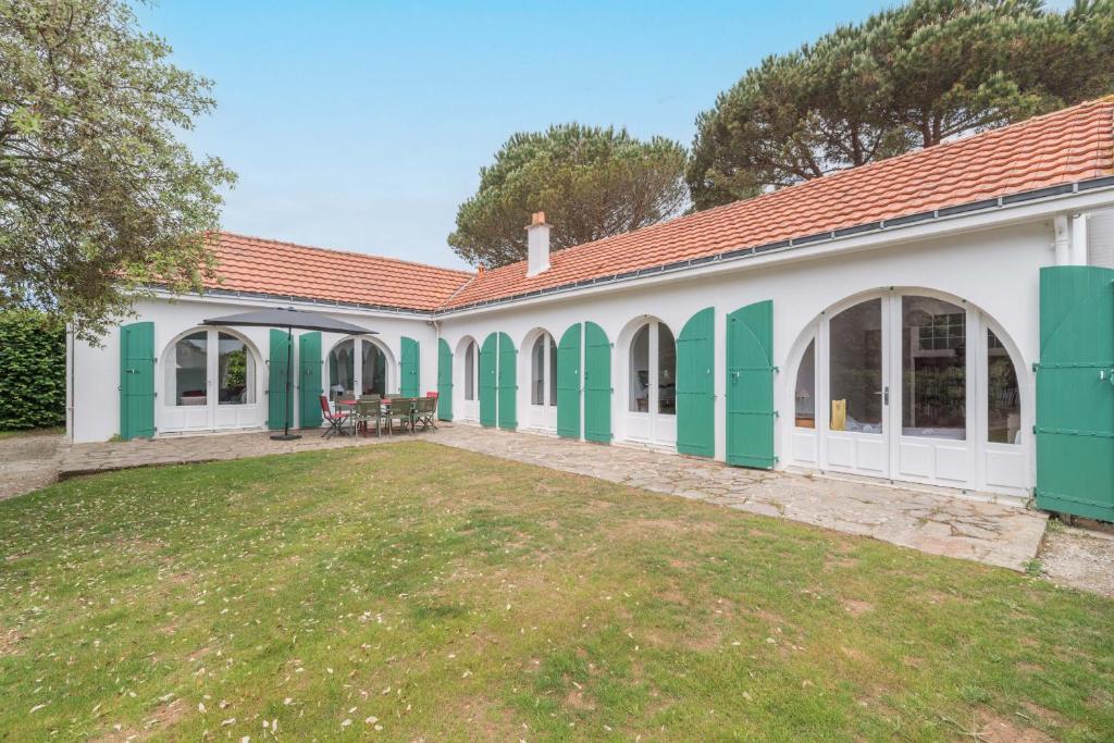 Maison de vacances Jolie longere proche Mer du golf, 79, 44210 Pornic