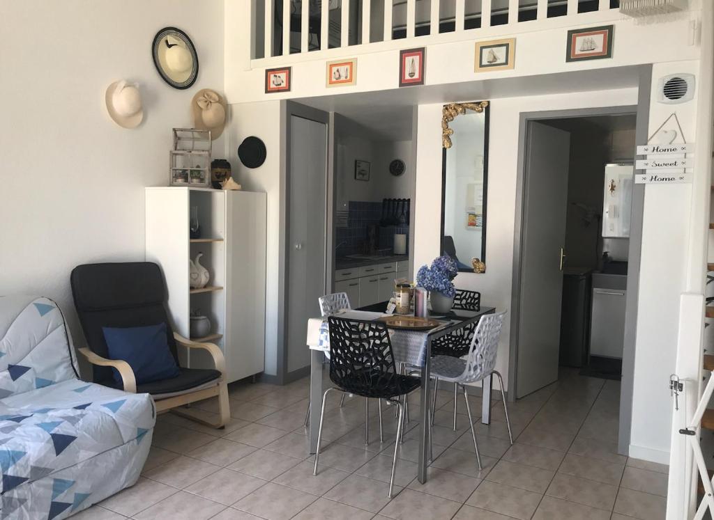 Maison de vacances Jolie maison bien équipée, pour 2 ou 4 personnes des jardiniers 3, 85800 Saint-Gilles-Croix-de-Vie