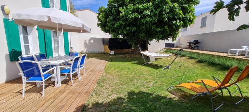 Villa Jolie maison dans résidence avec piscine et terrain de pétanque 13 route de st Martin La Flotte