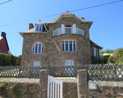 Jolie maison VUE MER en granit rose dans un quartier calme de PERROS-GUIREC - Ref 929 Perros-Guirec france