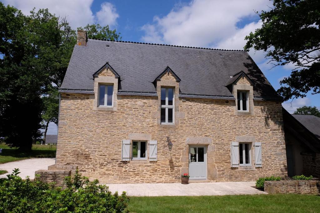 Maison de vacances Josselin - Ty Men - large rural family house Guilleron, 56120 Josselin