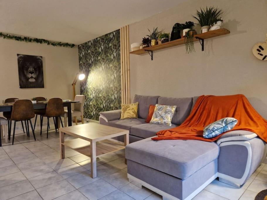 Appartement Jungle Street appartement Q02 1 Rue Jean Monnet, 14800 Touques