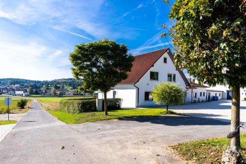 Appartements Jura Ferienhof 7 Ziegelhüttenstraße Velburg