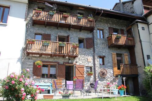 B&B / Chambre d'hôtes juste pour le plaisir 16 place dubettier Saint-Pierre-dʼAlbigny