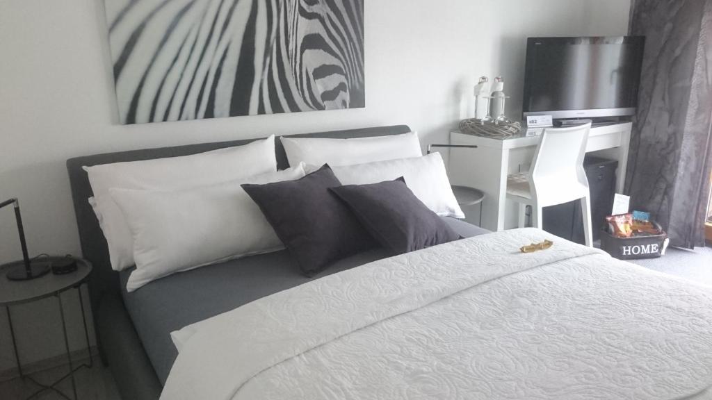 B&B / Chambre d'hôtes K82 B'nB & Hotel ebike 82 Karlstraße, 72138 Kirchentellinsfurt