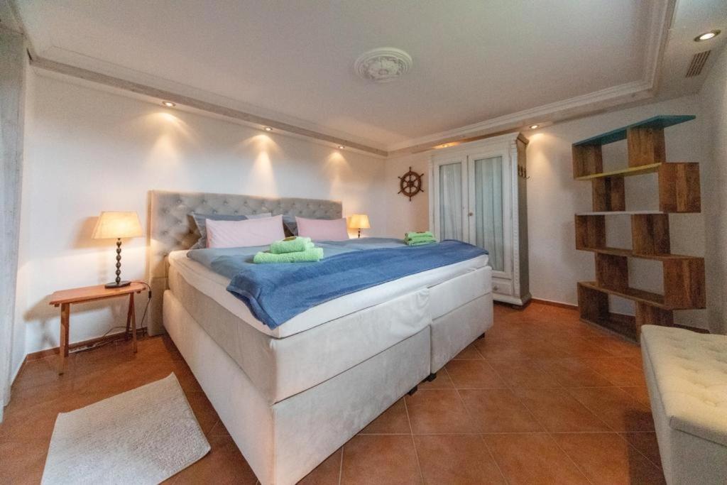 Appartement Kajüte 1 Alter Postweg, 26632 Ihlow