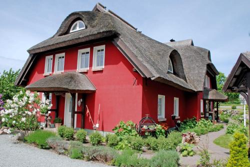 Séjour à la campagne Karolas Landhus unterm Reetdach Alt Reddevitz, Nr. 29 Neu Reddevitz