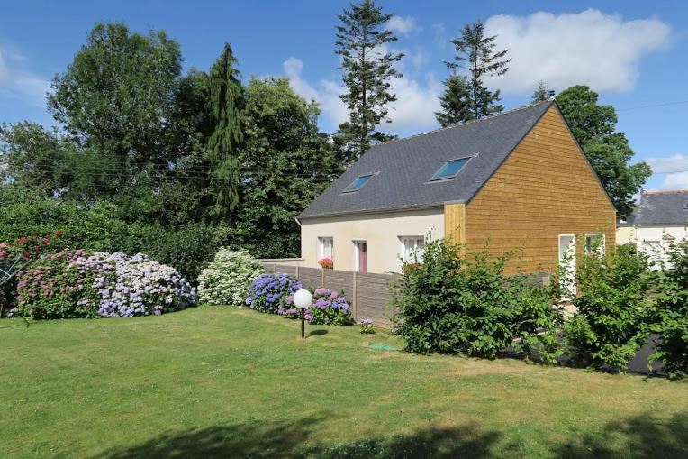 Maison de vacances Kerhervé Kerhervé, 29270 Cléden-Poher