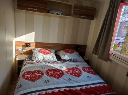 Camping KERLANN 4 ETOILES MOBIL HOME 3 CHS 2 SDB Pont Aven Finistère Land Rosted Pont-Aven