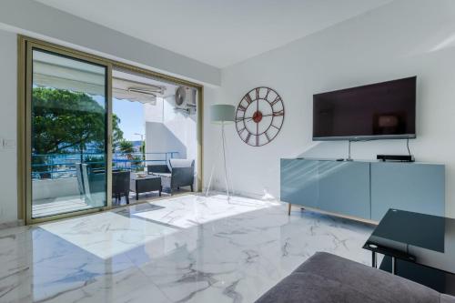 KIKILOUE 90m2 sur la Croisette avec terrasse & vue de rêve Cannes france