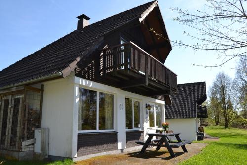 Maison de vacances Knusperhäuschen Edersee Am Sternberg 93 Frankenau