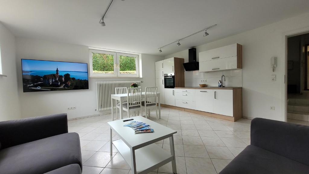 Appartement Komfortable & moderne Ferienwohnung in Markdorf - Familie Hildebrand Eugenienstraße 12, 88677 Markdorf