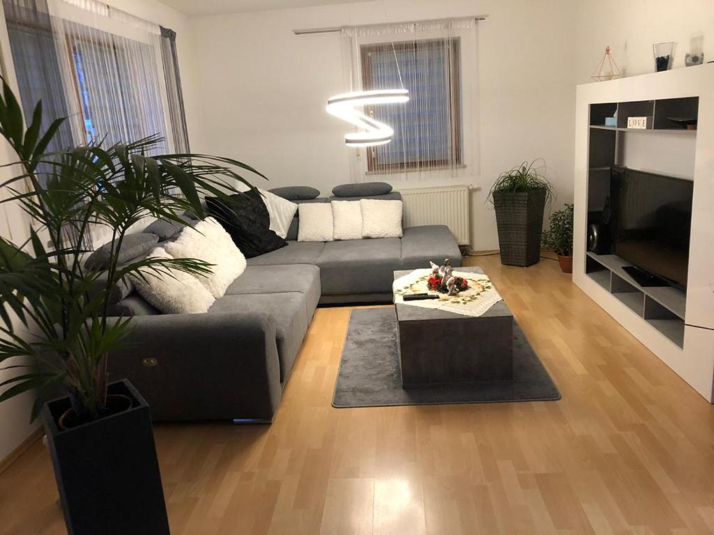 Appartement Konnis FerienHaus 30 Bürgermeister-Kohl-Siedlung, 95469 Speichersdorf