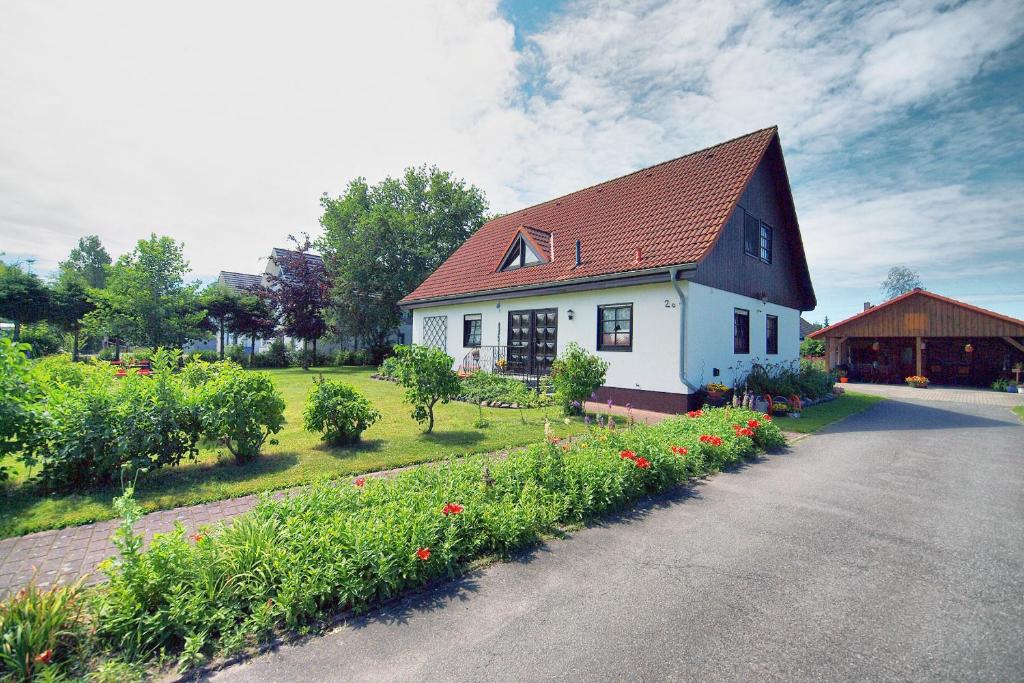 Appartement Kuhn Barther Straße 21, 18374 Zingst