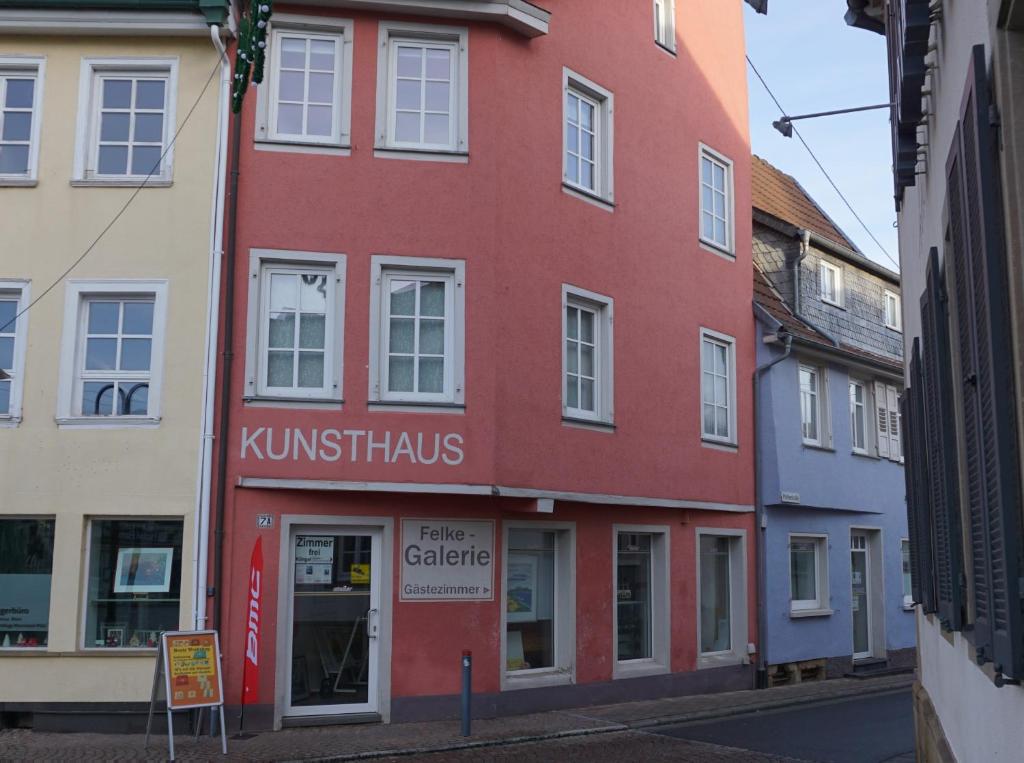 Maison d'hôtes Kunsthaus Linn Gästezimmer Marktplatz 7a Marktplatz 7a Gästezimmer im Kunsthaus, 55566 Bad Sobernheim