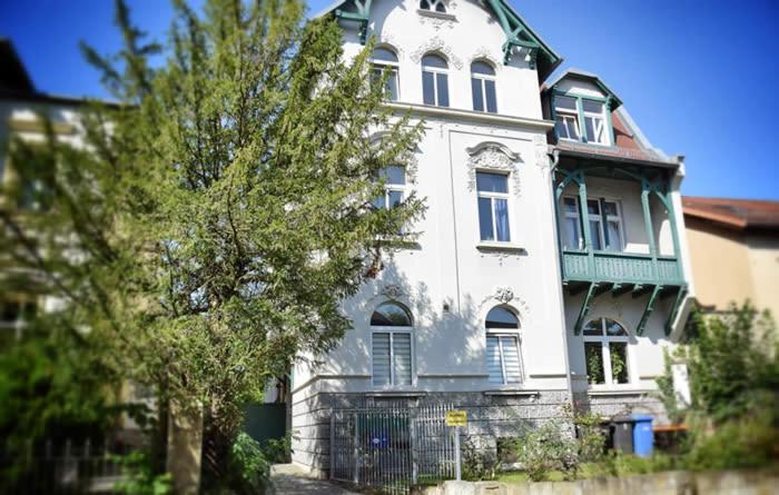 Appartement Kunterbunt 17 Bürgergartenstraße, 06618 Naumbourg