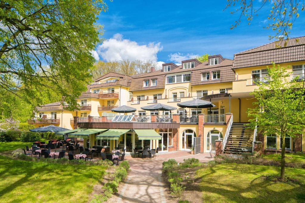 Hôtel Kurhaus am Inselsee Heidberg 1, 18273 Güstrow