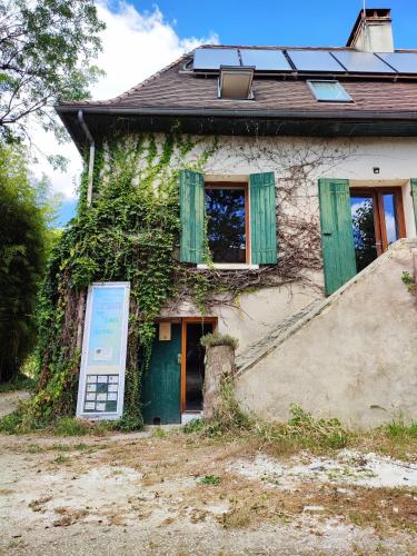 L'Aile Ouest de la Piraterie Bergerac france