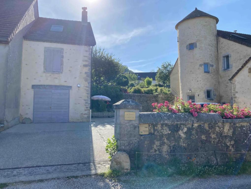 Maison de vacances L'Alambic à Martial, au coeur du vignoble Jurassien Route de Frontenay, 39210 Ménétru-le-Vignoble