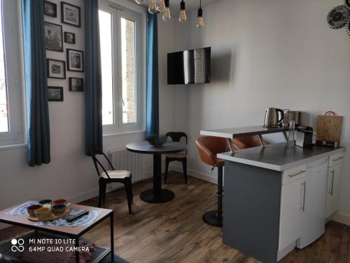 Appartement L' ALBATROS vue sur le port 69 Quai Berigny Fécamp