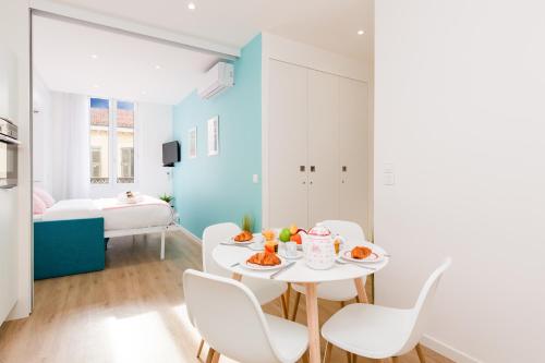 Appartement L'Albion YourHostHelper 33 Rue Hoche Cannes