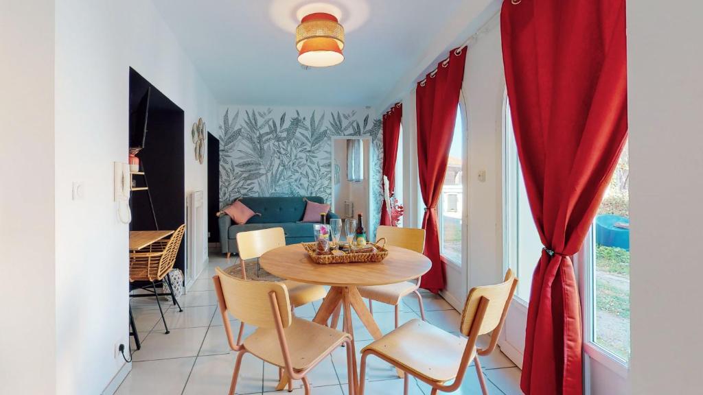 Appartement L'Appart' des Achards - PITAYA 61 Avenue Georges Clemenceau, 85150 La Mothe-Achard