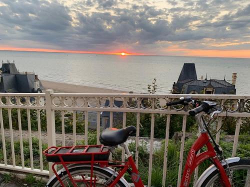 L'Appartement vue mer de la Villa des Rosiers - Trouville sur Mer Trouville-sur-Mer france