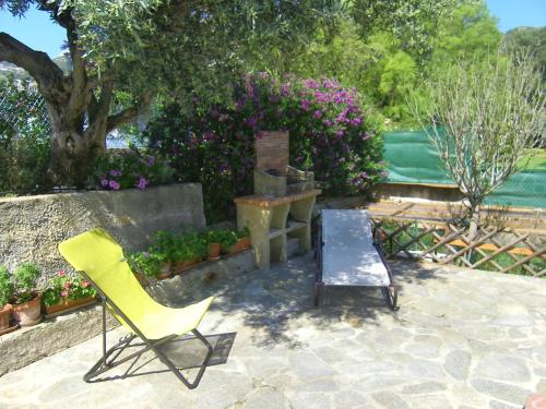 L'arche en rez de jardin de villa à Toulon Toulon france