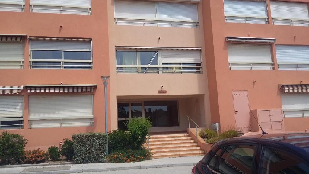 Appartement l'Argentiere Le Haiti l'argentiere plage bd de la plage appt 205, 83250 La Londe-les-Maures