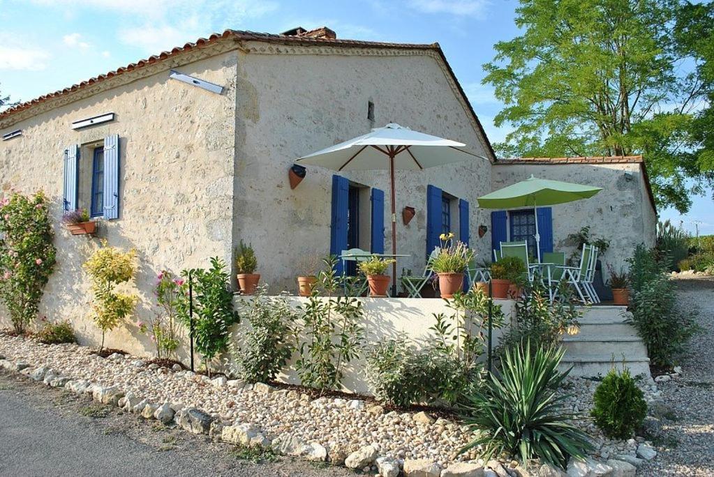 Maison de vacances L'Aulerie L'aulerie, 24610 Saint-Méard-de-Gurçon