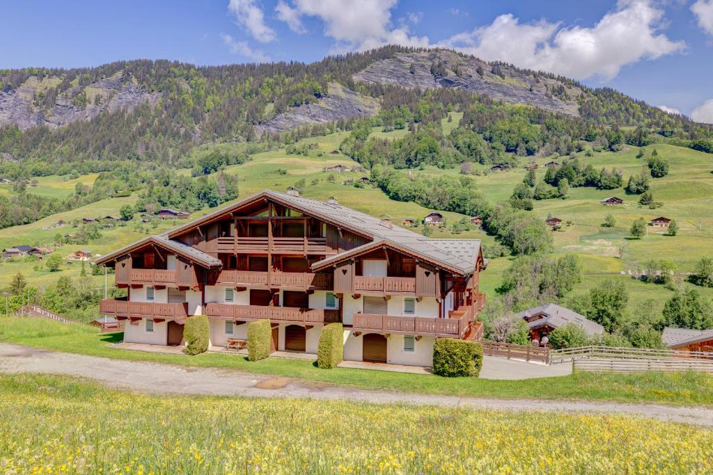 Appartement L'Ecureuil 332 Bat. Le Schuss, 1240 Route des Evettes, 73590 Flumet