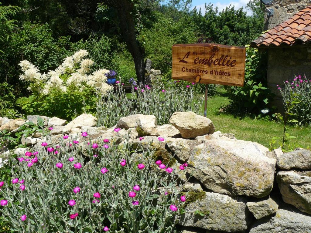 B&B / Chambre d'hôtes L'embellie Le Grand Bost, 63480 Bertignat