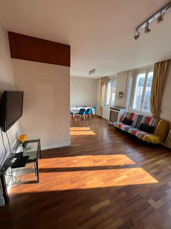 Appartement L’ÉMERAUDE 4 110 Avenue de Paris, 51000 Châlons-en-Champagne